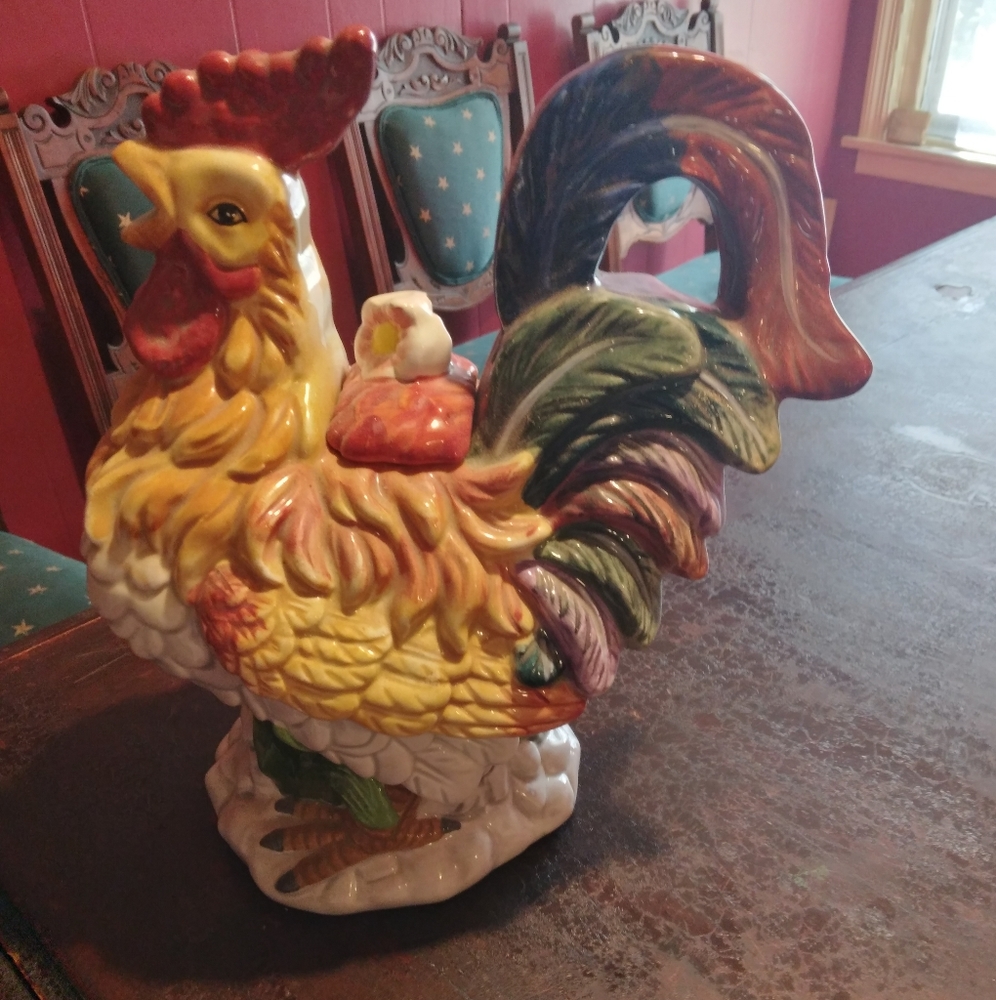 Rooster gravy bowl